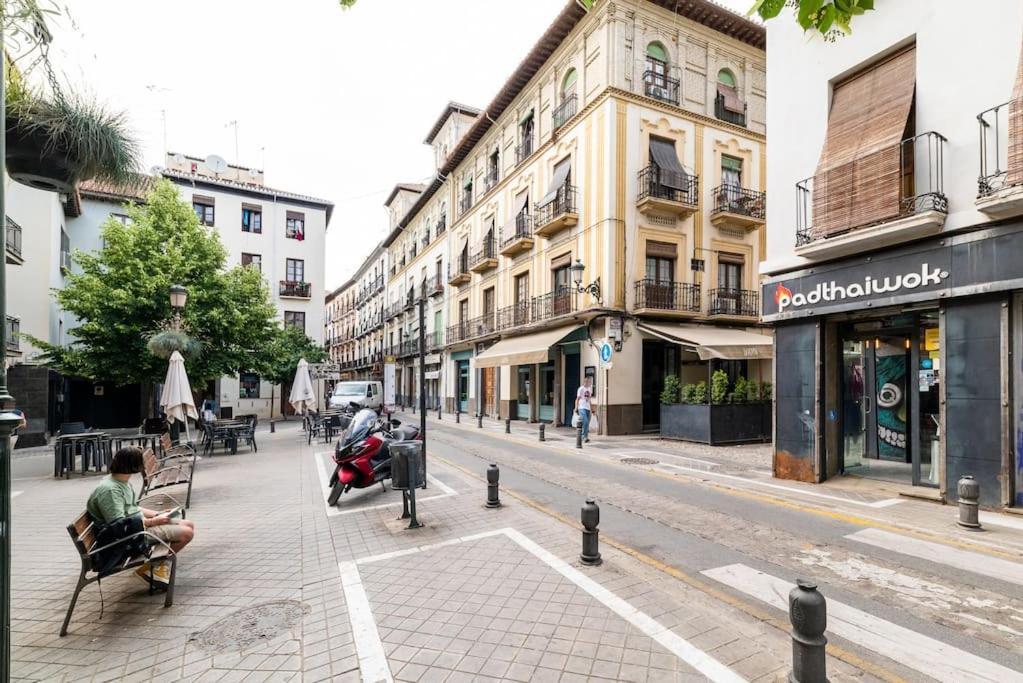 Emblematic Apartment In The Realejo Granada Buitenkant foto